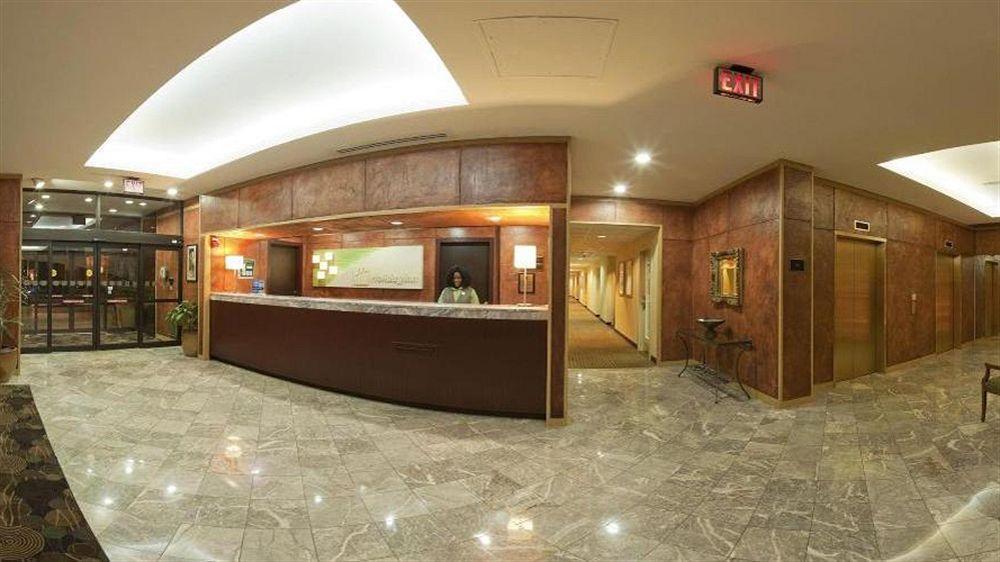 Holiday Inn Charlotte University By Ihg Exterior foto