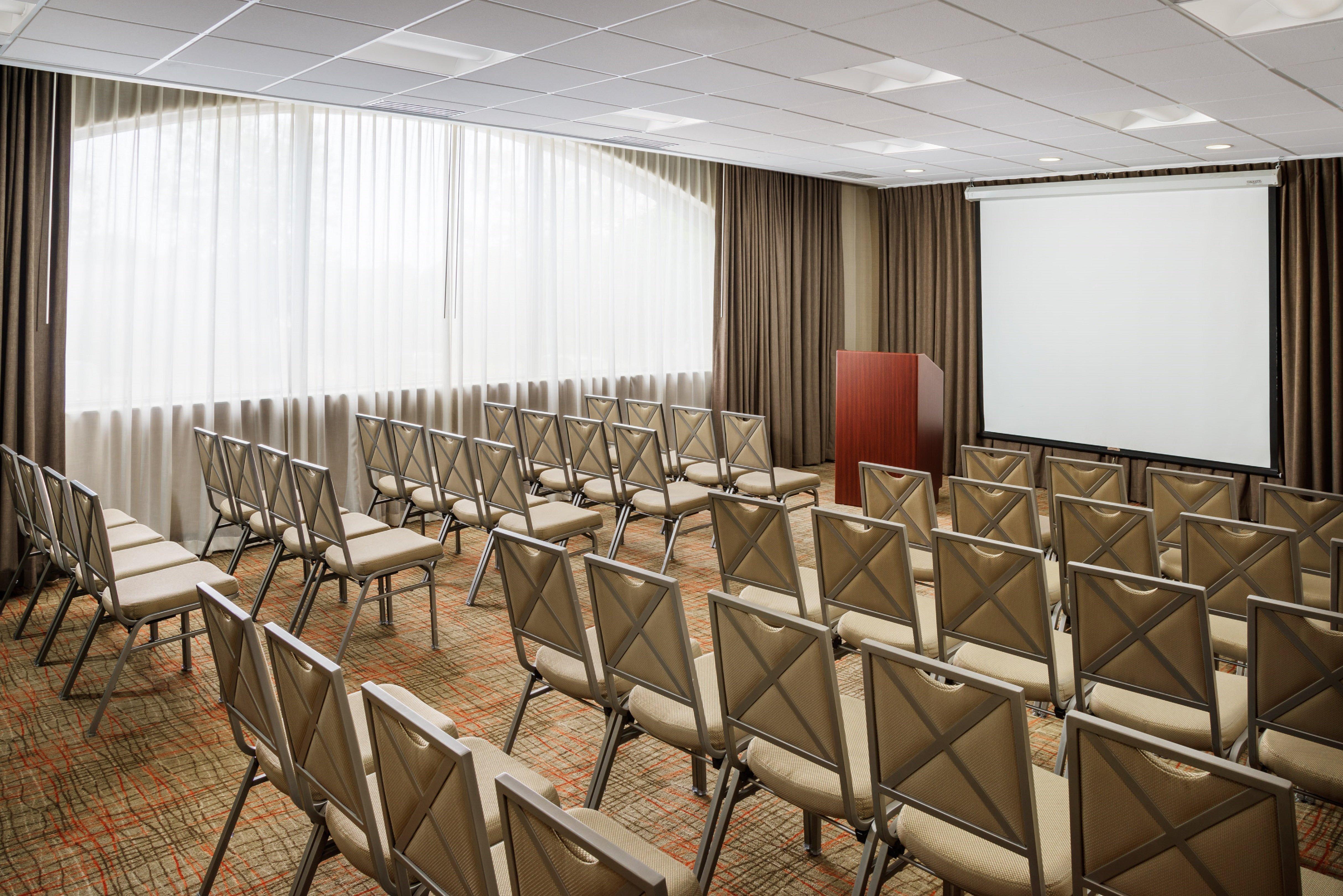 Holiday Inn Charlotte University By Ihg Exterior foto